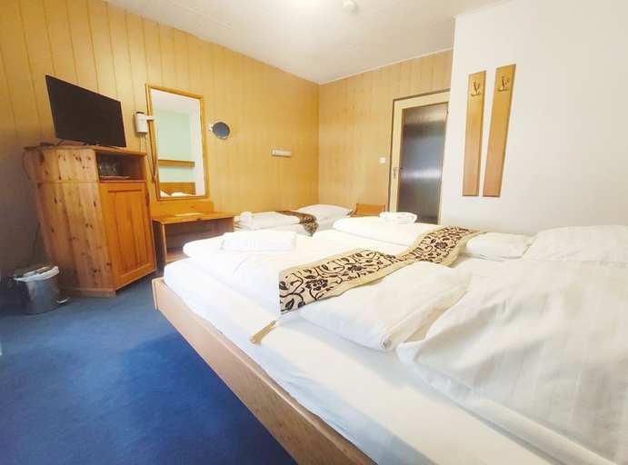 Bedroom 2, City Hotel Pforzheim, Pforzheim