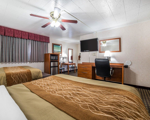 Bedroom 3, Rodeway Inn Elko Downtown Area, Elko