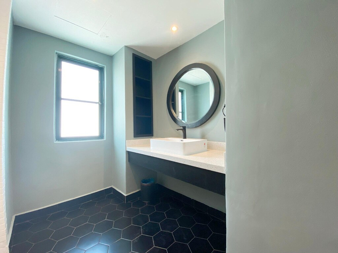 Bathroom 4