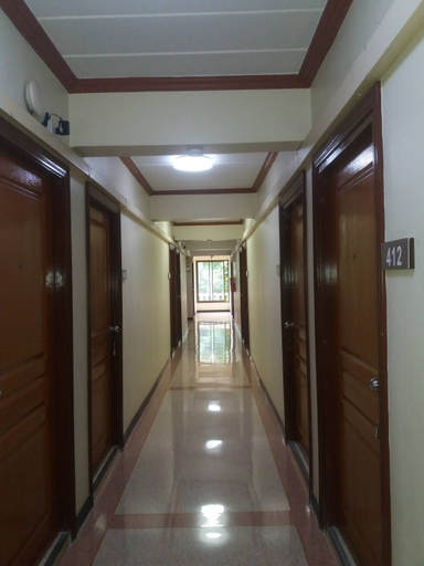 Others 5, Hotel Paraiso, Huai Kwang