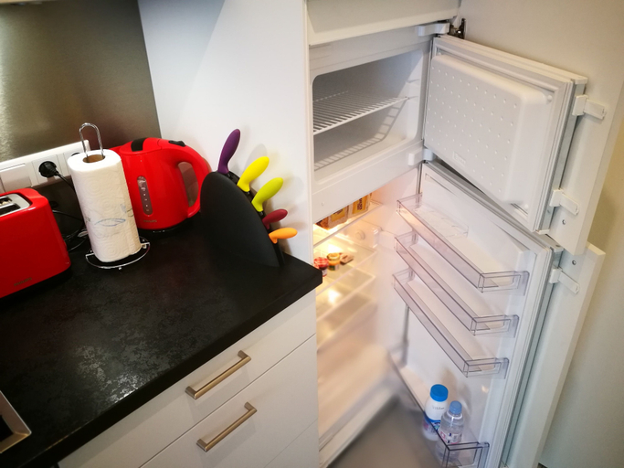 Others 5, SHS Suite Home Sweet Strassen II, Luxembourg