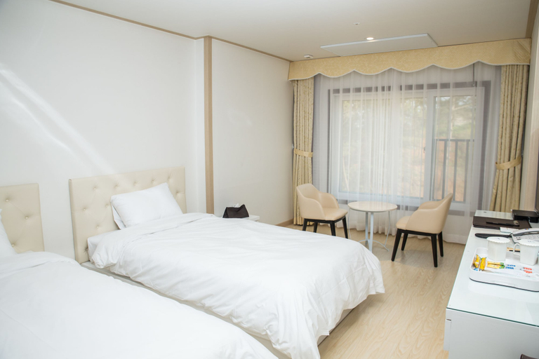 Bedroom 4, Daebudo Hotel Marina, Hwaseong