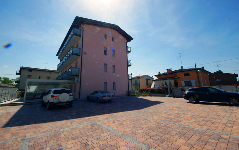 Exterior & Views 2, Hotel Clarin 14 by Dori, Verona