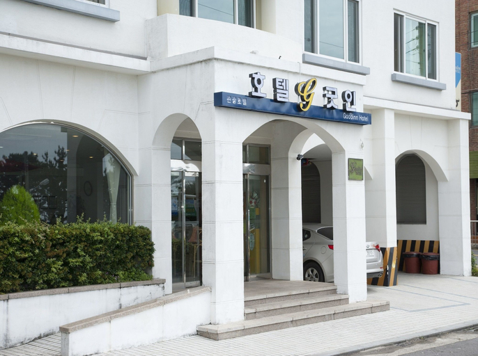 Exterior & Views 2, Good Inn Hotel, Seogwipo