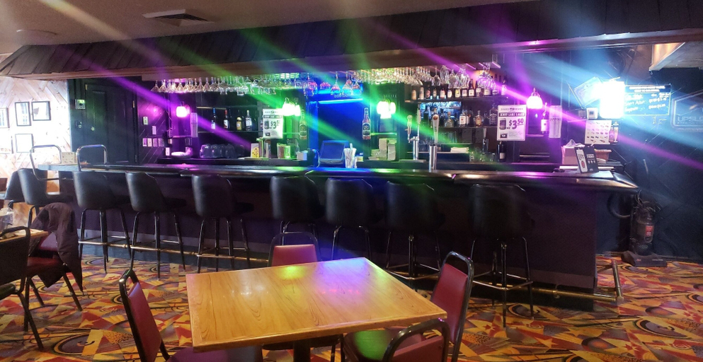Food & Drinks 5, Studio Lodge Laramie, Albany
