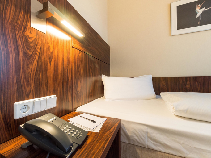 Bedroom 3, Hotel an der Oper, Chemnitz
