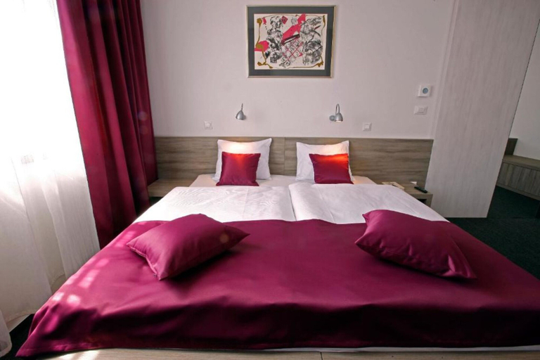 Bedroom 3, Meksiko Hotel, Ljubljana
