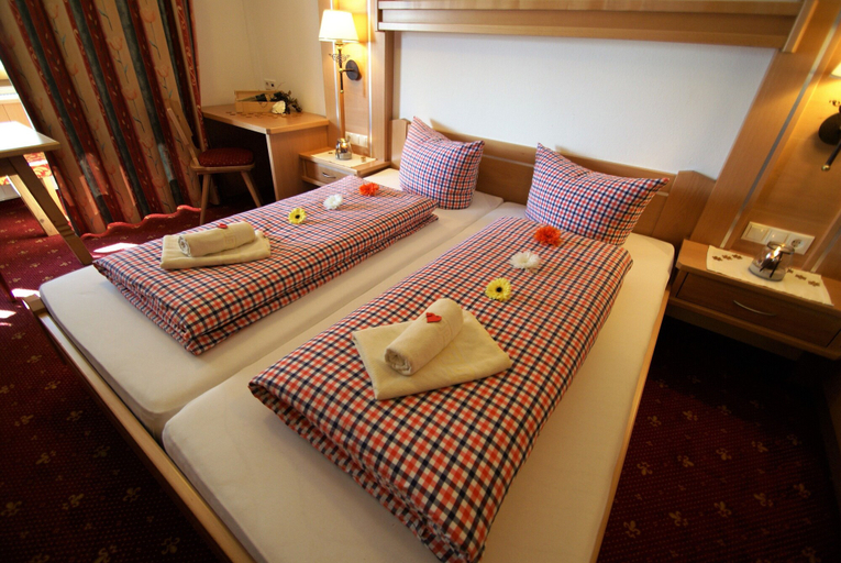 Bedroom 3, Hotel Bachmayerhof, Schwaz