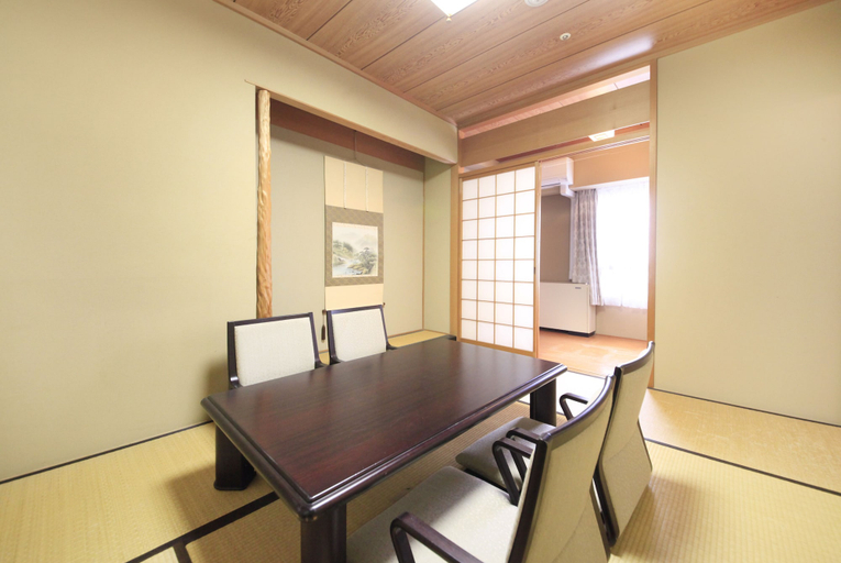 Others 2, Quintessa Hotel Ogaki, Ōgaki