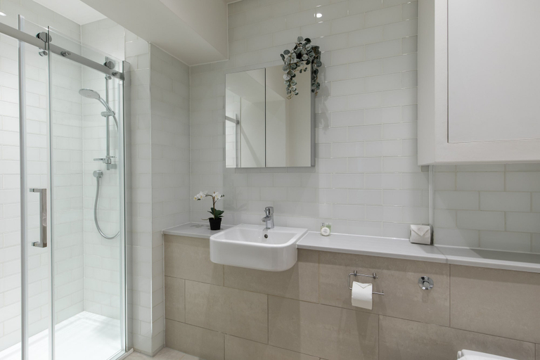 Bathroom 4, home.ly - London West End Apartments, London