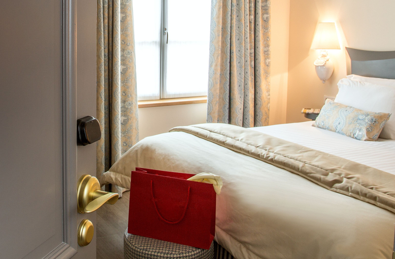Bedroom 2, Relais des Trois Châteaux, Loir-et-Cher