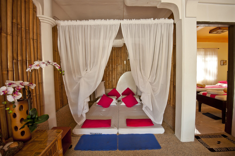 Bedroom 3, Malapascua Exotic Island Dive and Beach Resort, Daanbantayan