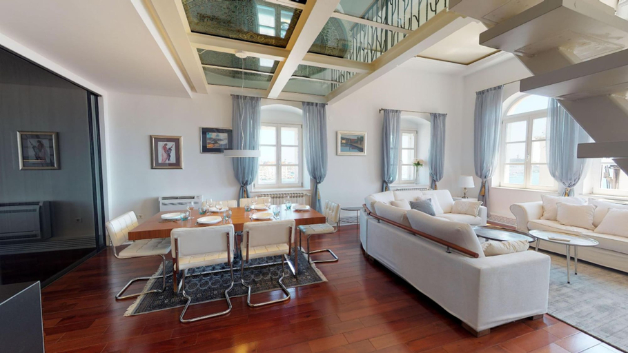 Others 4, Bajamonti Penthouse in Desković Palace, Split