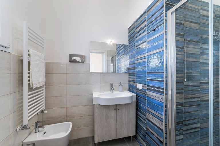 Bathroom 4, Bed and Breakfast Incentro, Lecce