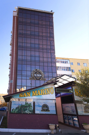 Exterior & Views