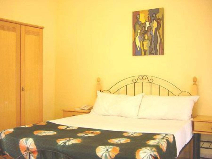 Bedroom, Golden Beach Hotel, Kombo Saint Mary