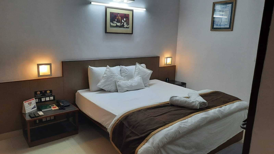 Bedroom 4, YMCA Tourist Hostel, Delhi