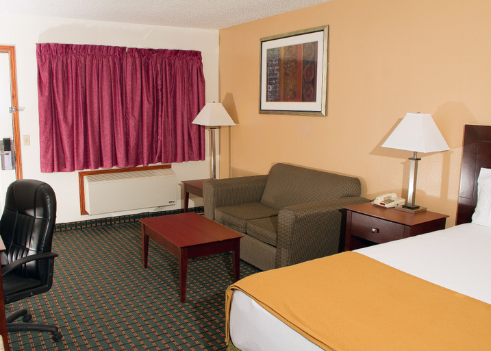 Bedroom 5, Budget Inn and Suites, Texas