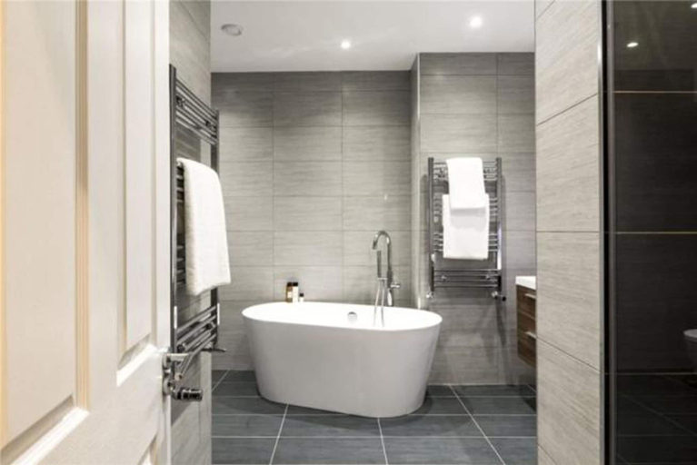 Others 5, Kensington Court by Lime Street, London