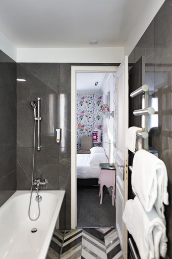 Bathroom 5, Hôtel Bonaparte, Paris