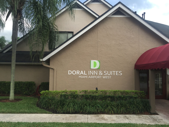 Exterior & Views 2, Doral Inn & Suites Miami Airport West, Miami-Dade