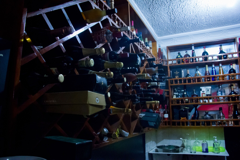 Food & Drinks 5, De Prince Guest House, Eti-Osa