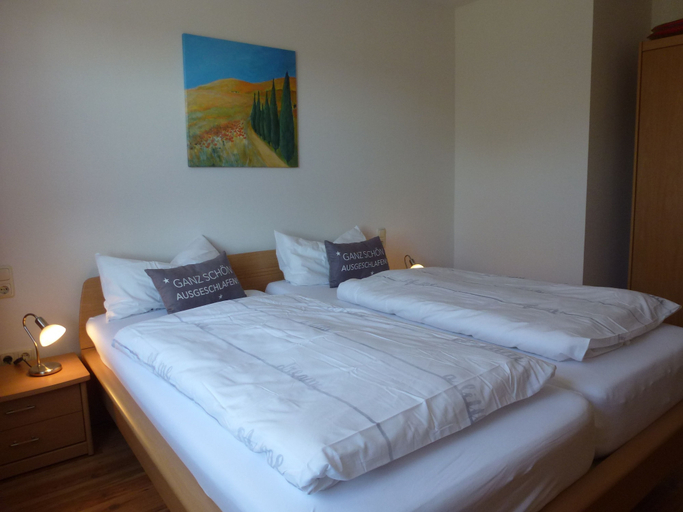 Bedroom 3, Ferienwohnung Sauerlandblick, Waldeck-Frankenberg