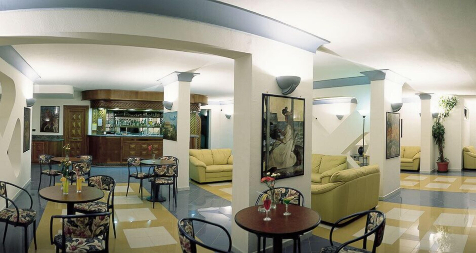 Others 5, Suisse Thermal Village, Napoli