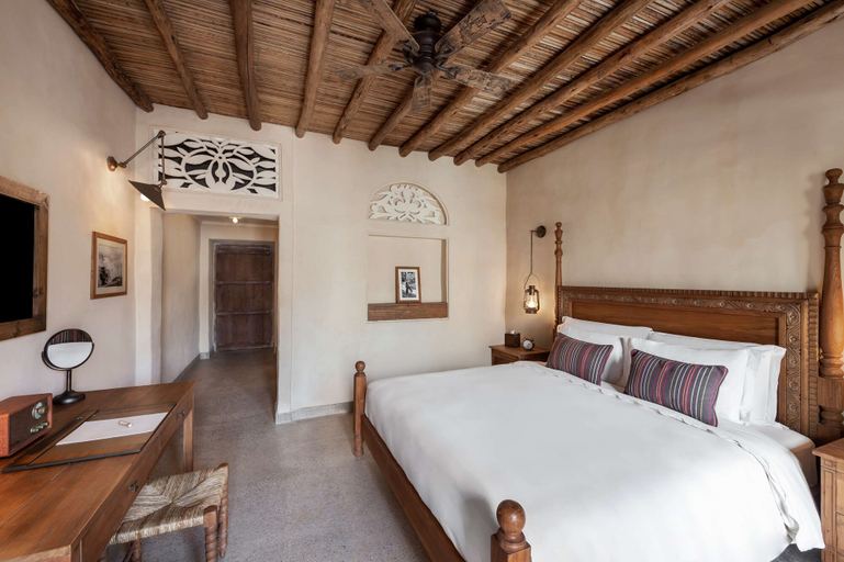 Bedroom 3, Al Seef Heritage Hotel Dubai, Curio Collection by Hilton, Dubai