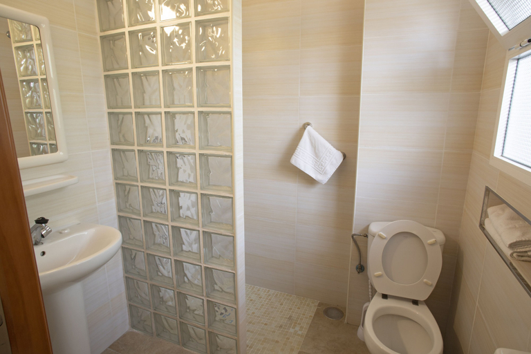 Bathroom 5, Apartamentos La Baranda, Málaga