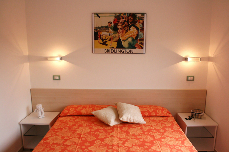 Others 5, Residenza Le Rose, Rimini