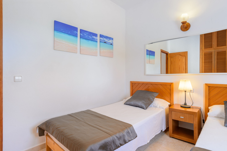 Bedroom 2, Villa Can Prats, Baleares