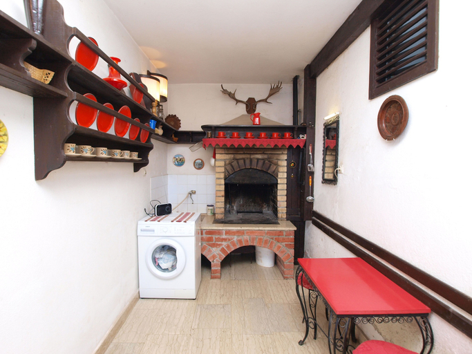 Others 5, Apartment 250, Fažana