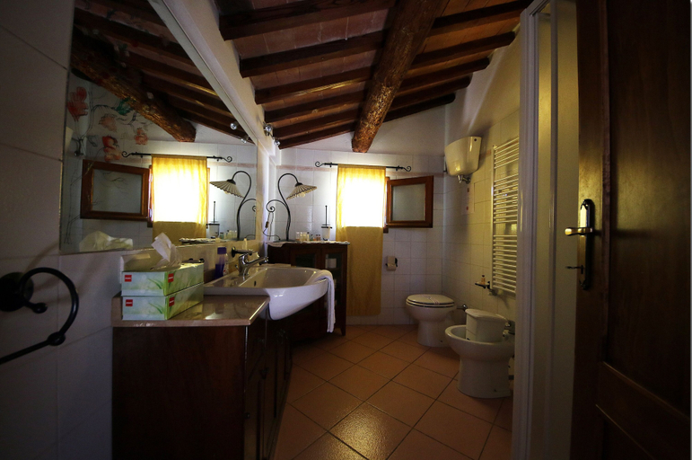 Bathroom, Villino Cortona, Arezzo