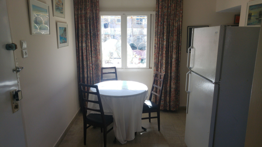 Others 5, Marom Ziv Center - Newe Shaanan