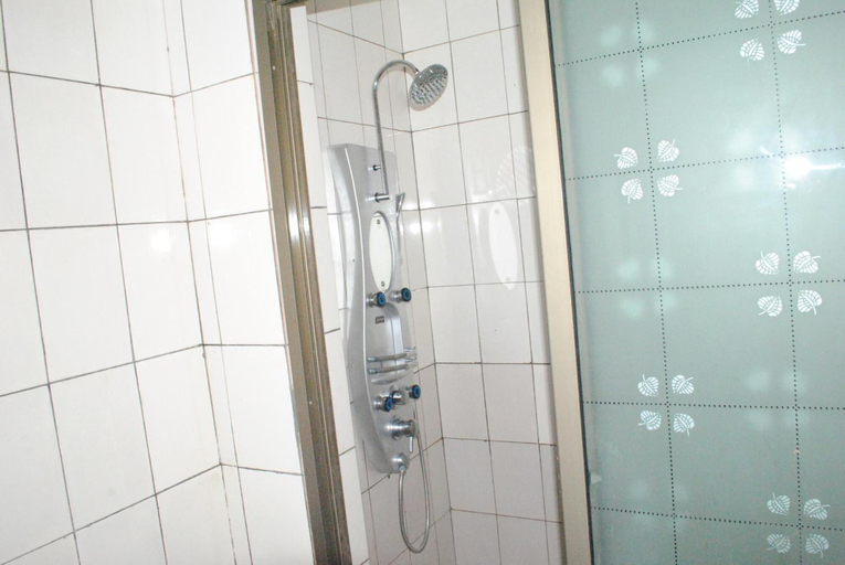 Bathroom, Kiriri Residence Hôtel, Roherero