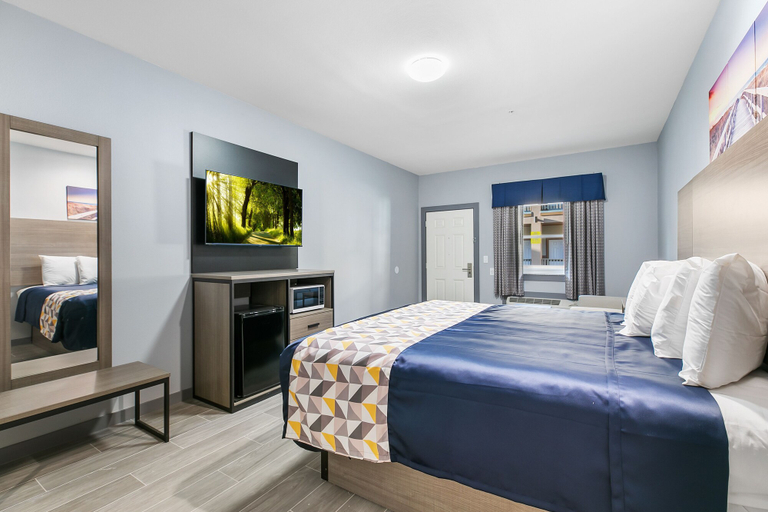 Bedroom 2, El Delfín Lodge, Cameron
