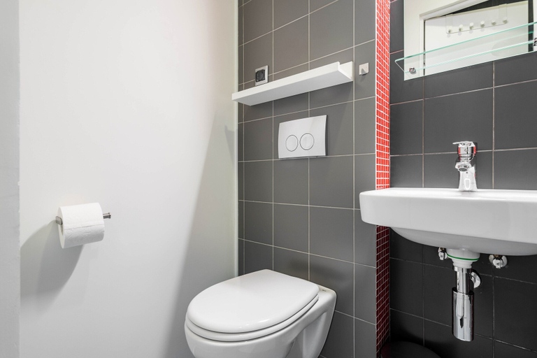 Bathroom 2, Jack Pot Energy Hotel, North-Eastern