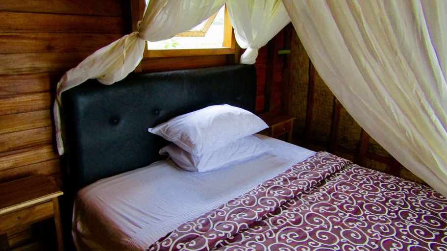 Bedroom 4, Dikaloha Medewi Surfcamp, Jembrana