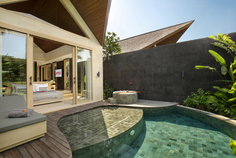 Swimming Pool 7