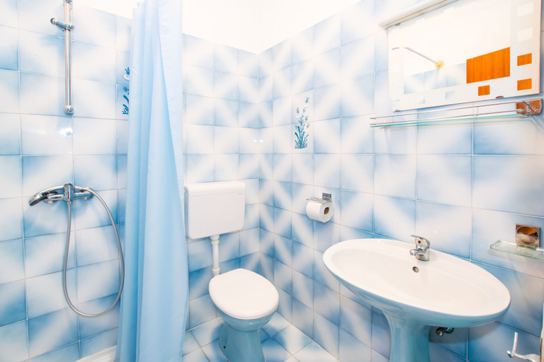 Bathroom, Family house with 2 apartments - Irma, Medulin