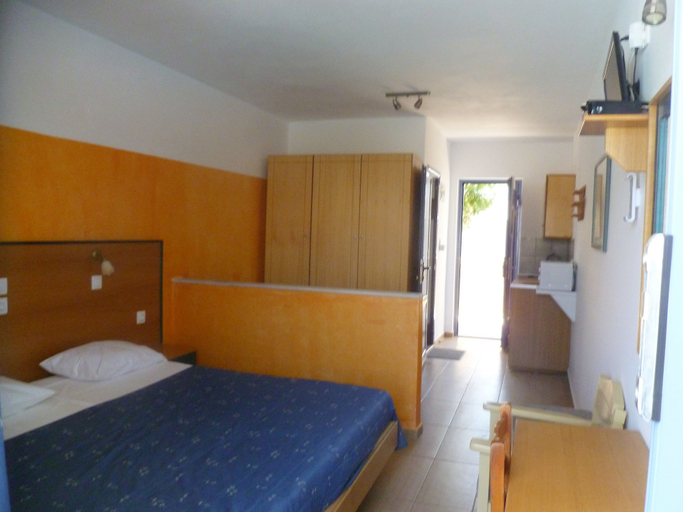 Bedroom 3, Paraschos Studios, South Aegean