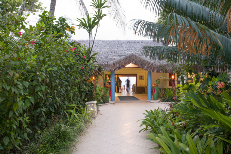 Exterior & Views 4, Breakas Beach Resort, Pango