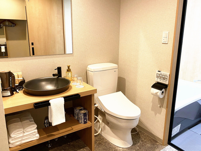 Bathroom 4, Rinn Kitagomon, Kyoto