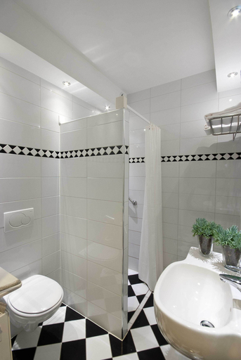 Bathroom 5, De Rustende Jager, Haarlemmermeer