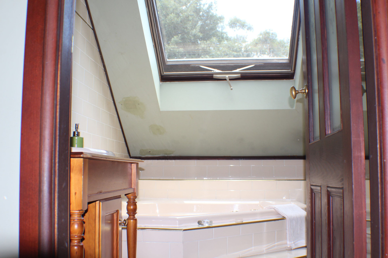 Bathroom 4, Storey Grange, Blue Mountains