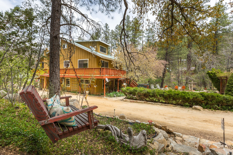 Crown King Cabins Suites and Bunkhouse, Yavapai