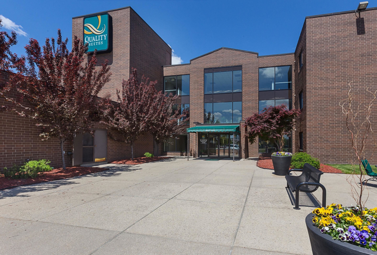 Exterior & Views 2, Quality Suites Lansing West, Eaton