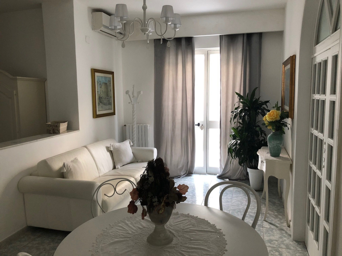 Bedroom 4, Villa Nicolaus, Bari