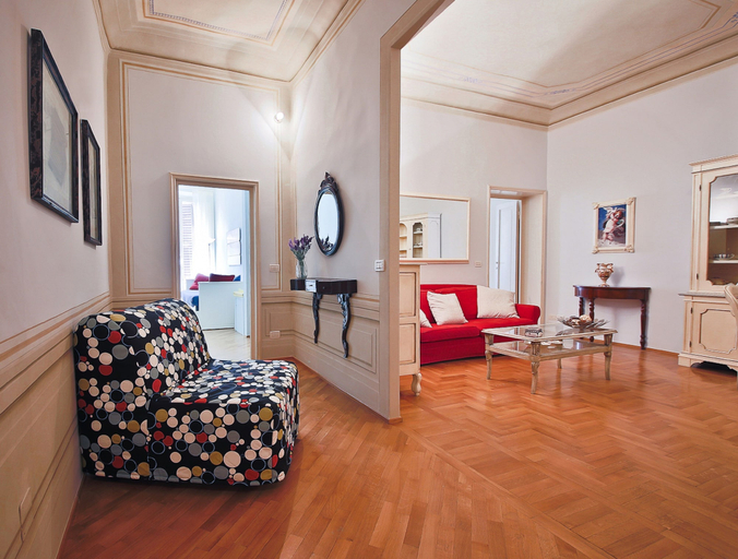 Room 5, Ghibellina 96, Florence